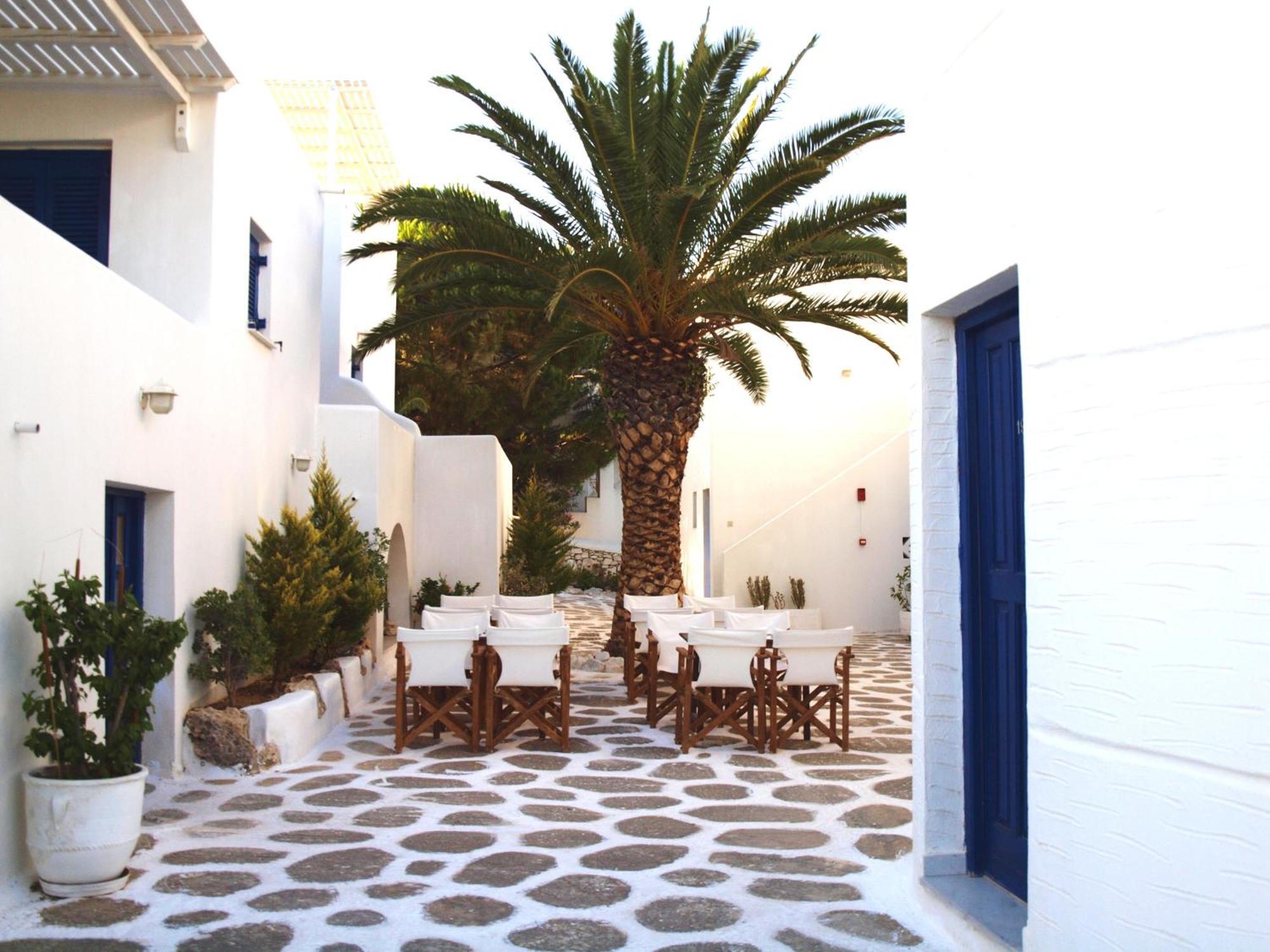 Nicos Studios & Apartments Logaras Extérieur photo