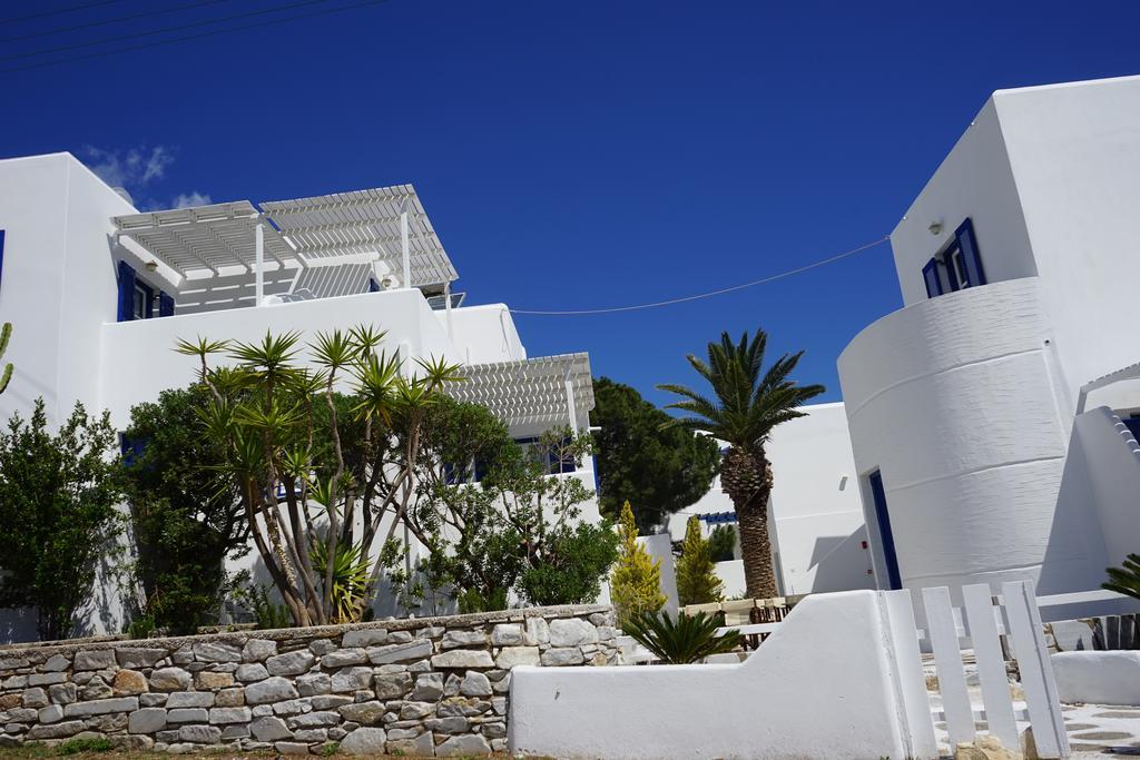 Nicos Studios & Apartments Logaras Extérieur photo